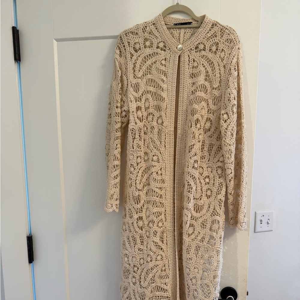 Zara Cream Knit Cardigan Sweater